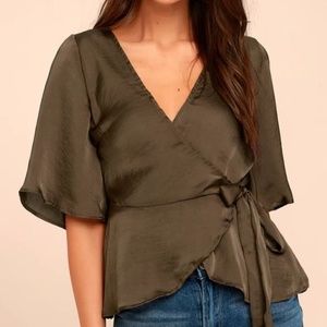 XL OLIVE GREEN SATIN WRAP TOP BY LULU'S